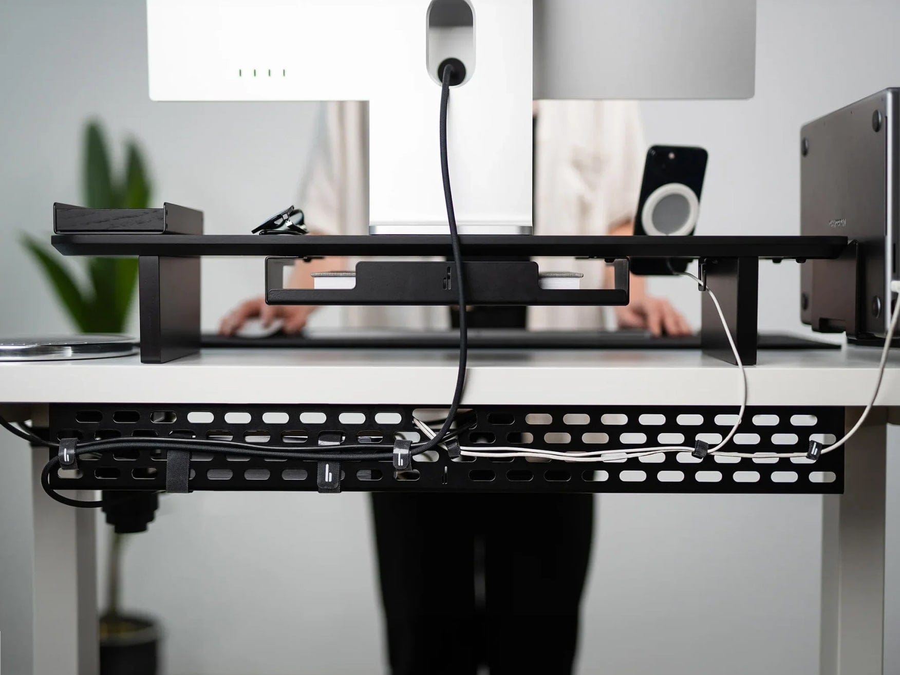 Cable Management System